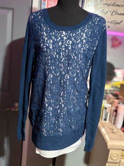 NWT Simply Vera Vera Wang mixed media lace top- M