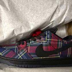 Nike SB Dunk Low Nardwuar 10.5 Brand New