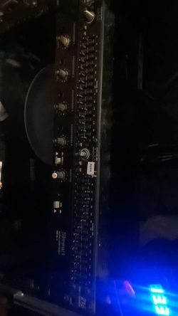 Visual equalizer, dbx 215