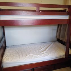 Twin twin bunk bed including mattress