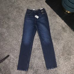 Levi’s High Waisted Slim Straight Jeans 