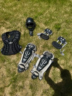 Catcher’s Gear Set (Easton/Mizuno Brands)