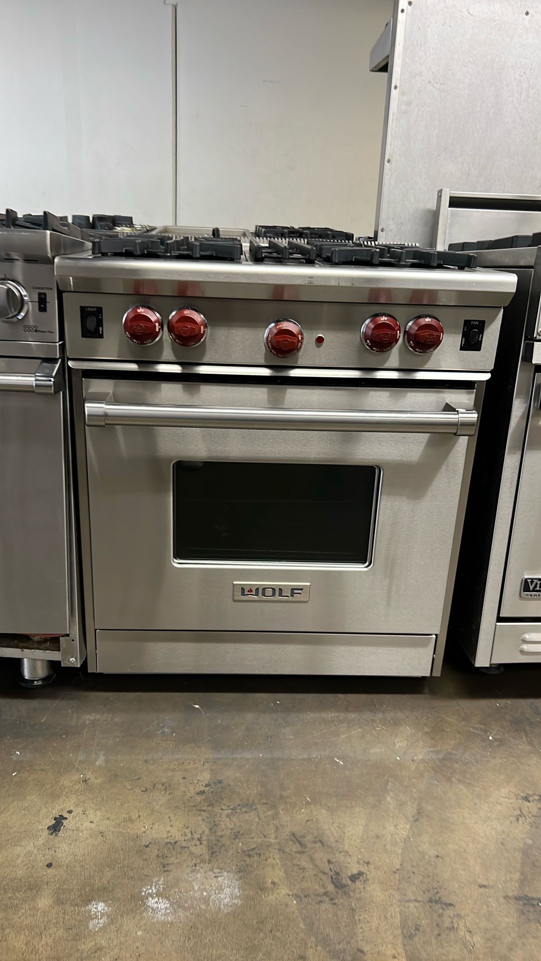 Wolf 30”Wide All Has Range Stove In Stainless Steel