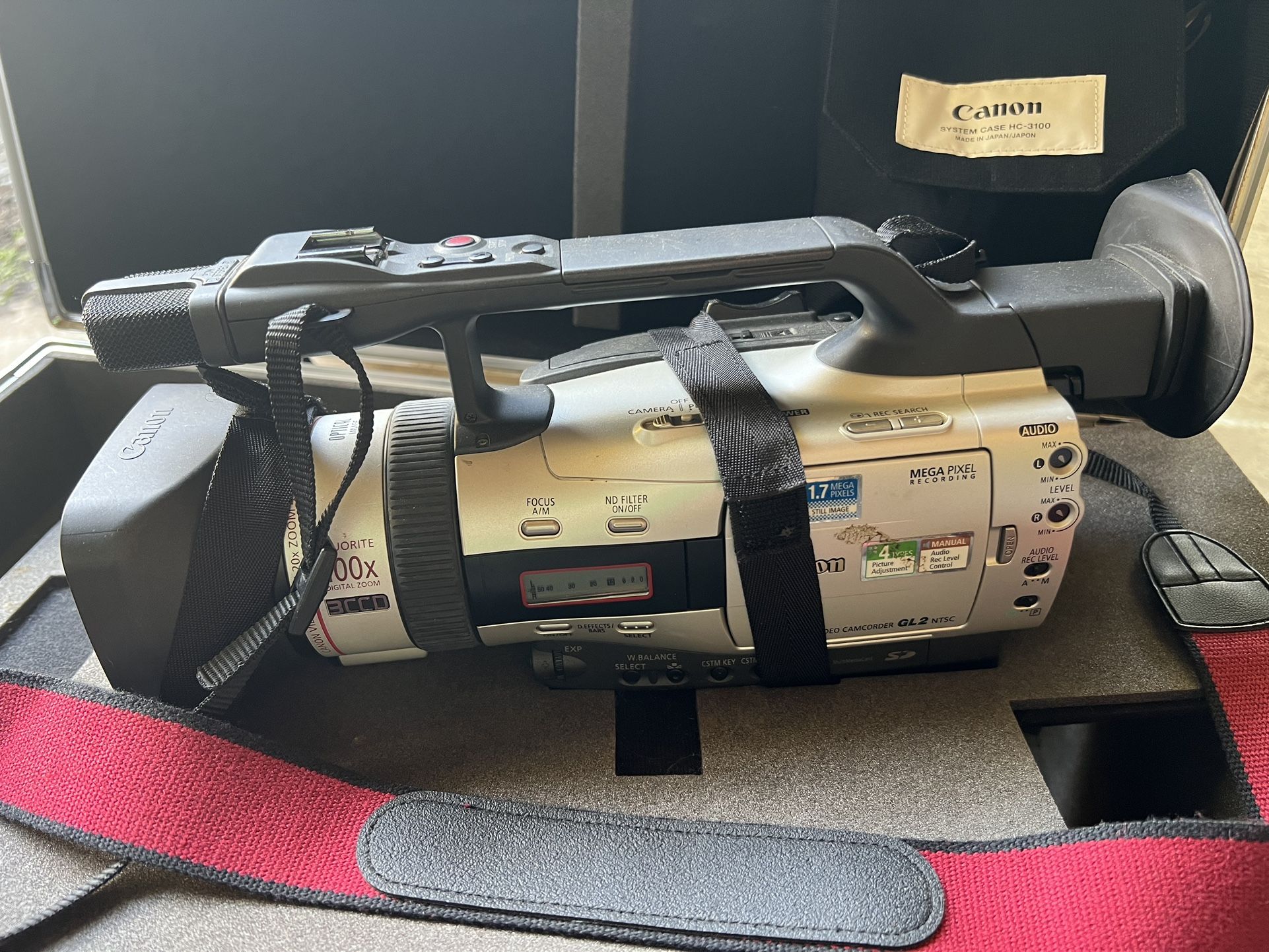 Canon GL2 / Canon Hardcase / Accessories