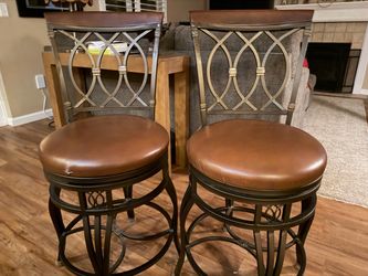 2 Free Barstools