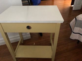 Laptop desk