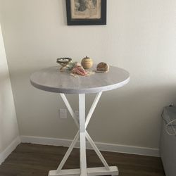 Hobby Lobby 42in Round White mDF Table