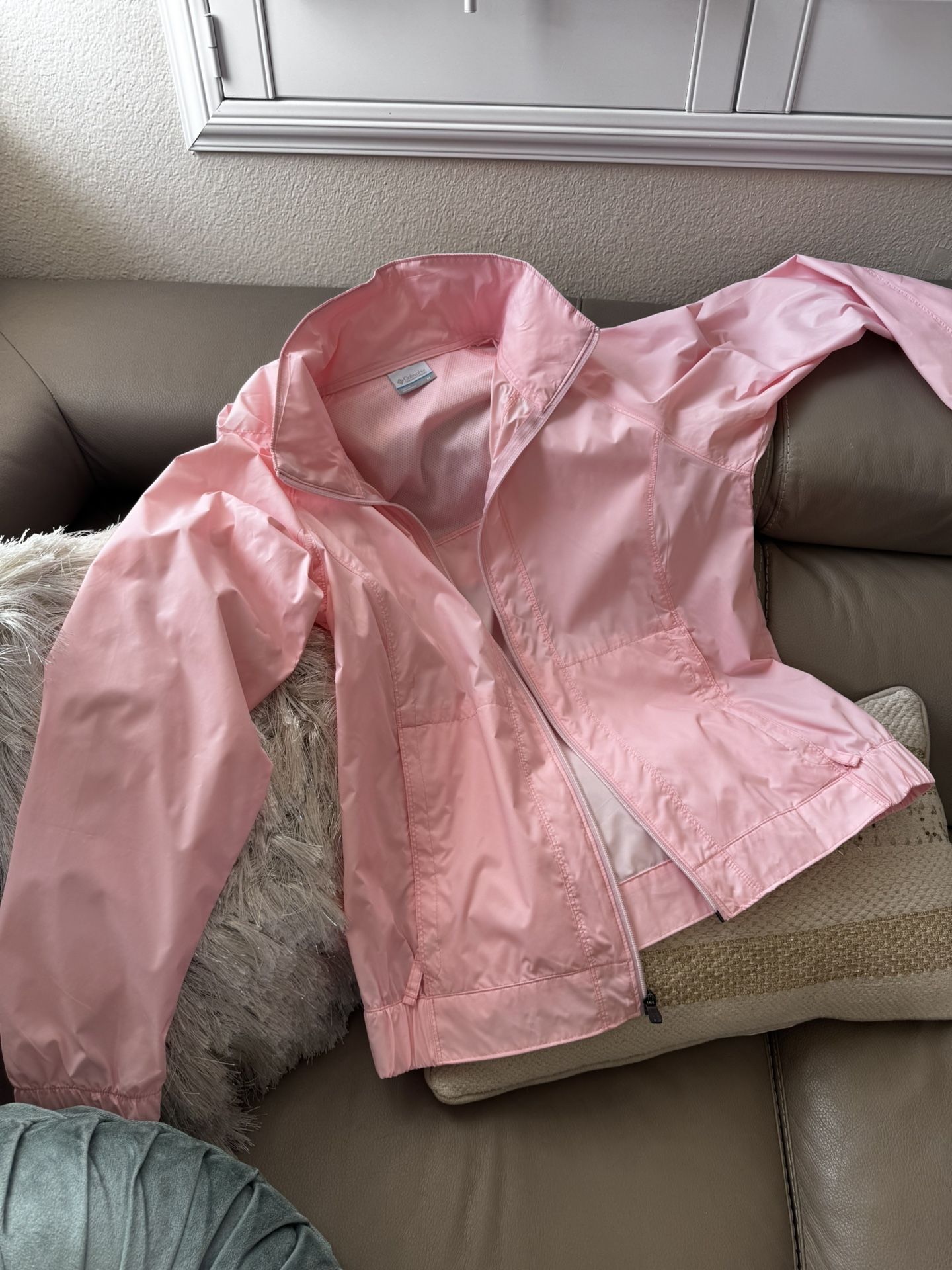 Colombia Rain Jacket /Wind Breaker