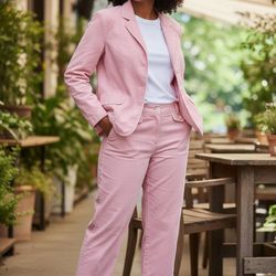 Stylish New York & Company two-piece suit set in pink striped fabric.