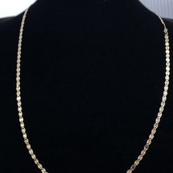 $425 Three Tone Yellow White And Rose Gold Valentino Chain 