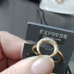Express Horseshoe Ring 