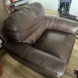 Faux leather Armchair In