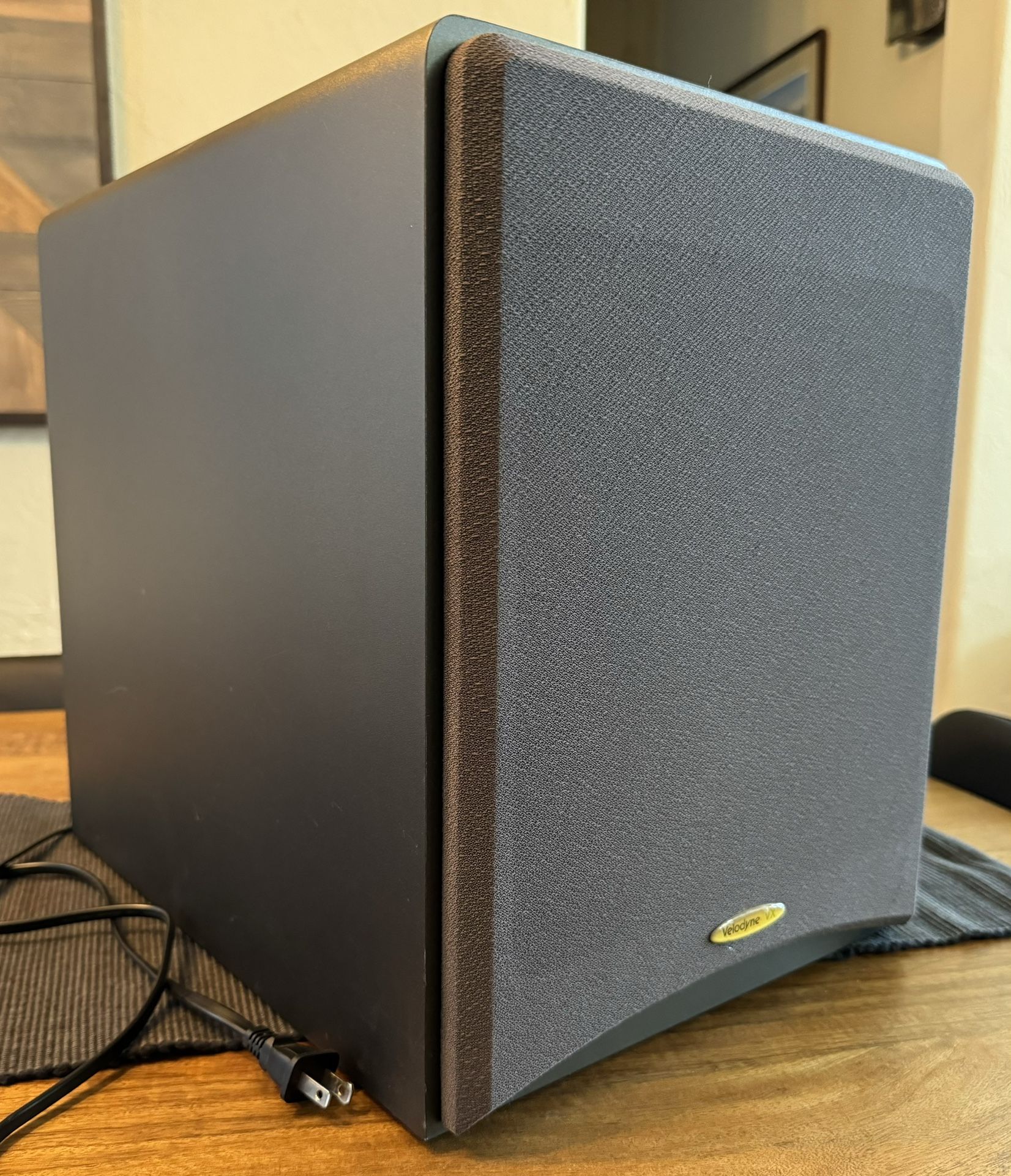 Velodyne VX Series VX-10B Powered Subwoofer