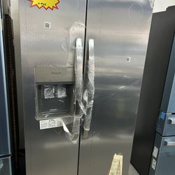FRIGIDAIRE SIDE BY SIDE REFRIGERATOR STAINLESS STEEL BRAND NEW!!! 33’inches Wide!!!! With Factory Warranty!!!!