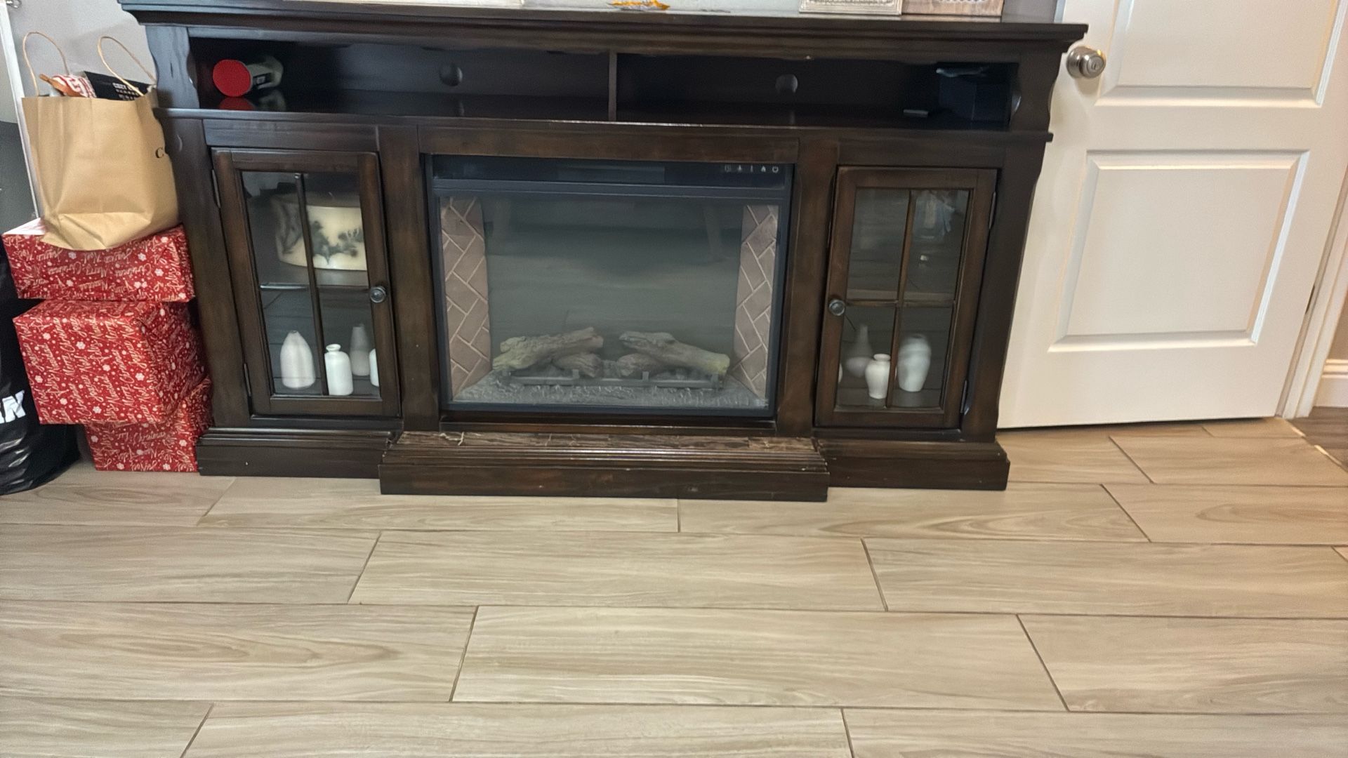 Electric Fire Place Ashley