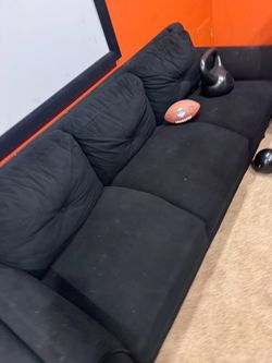 Blk couches