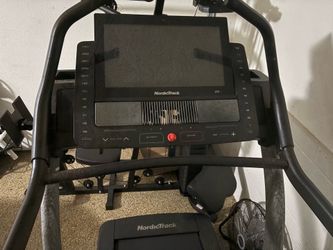 Commercial Nordic track x22i incline trainer treadmill