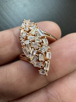 585 14K RG Stamped Rose Gold Confetti Baguettes Sparkle Size 7 Ring 