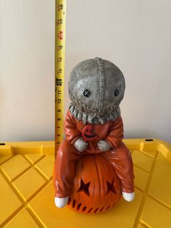 Light up statue