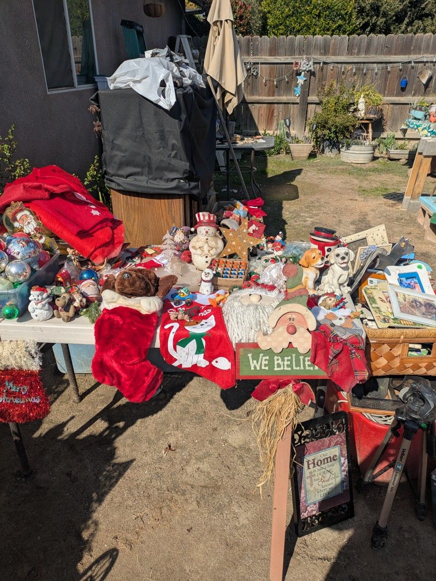 Yard Sale Follow Yellow 🟡 Balloons Back Superior Grocery Store Oct 19