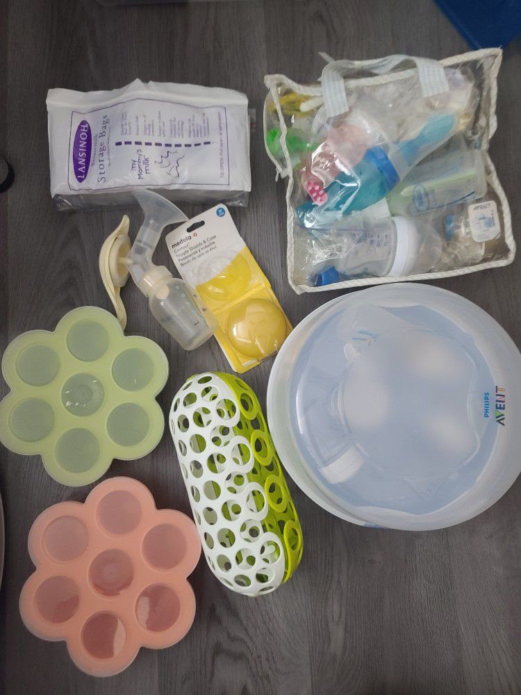 Breastpump, sterilizing, booster seat and other feeding accessories 