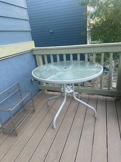 Free table