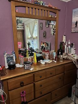 Mirror With 8 Cabinets
