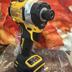 Taladro De Impacto  DCF869 Dewalt 