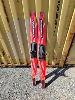 O'Brien Freestyle Water Skis