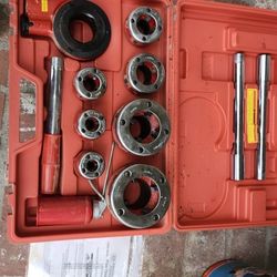 Central Forge  Ratchet 7 Pipe Thread 