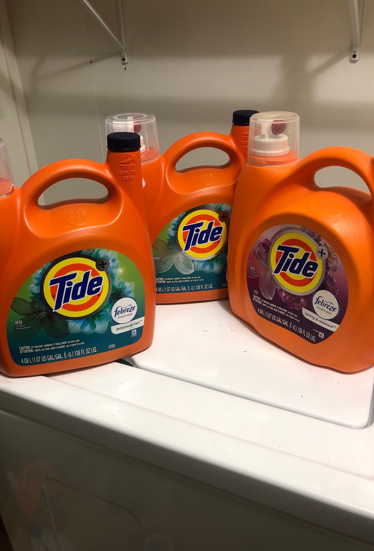 Tide detergent