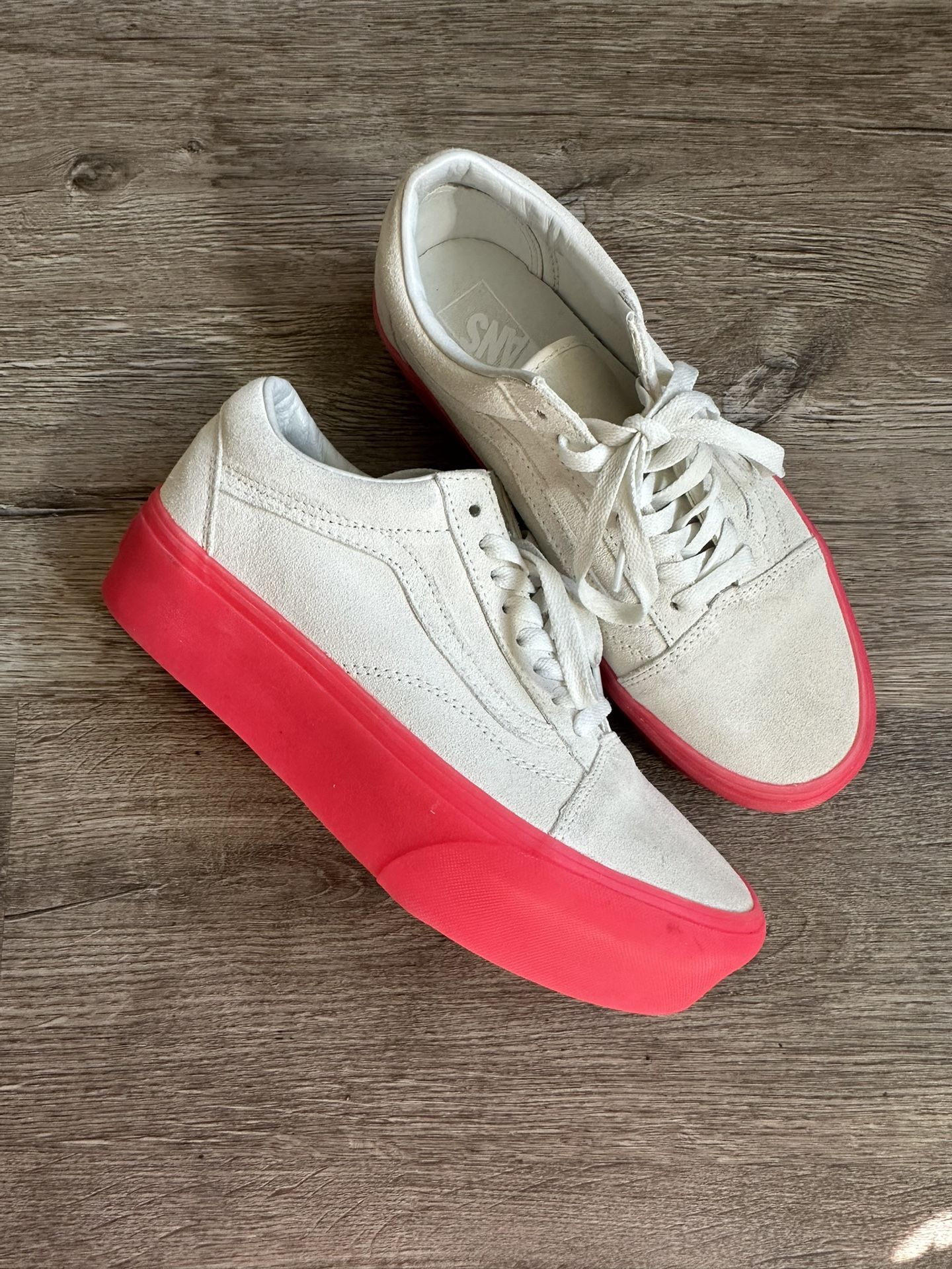 Brand New Vans Women