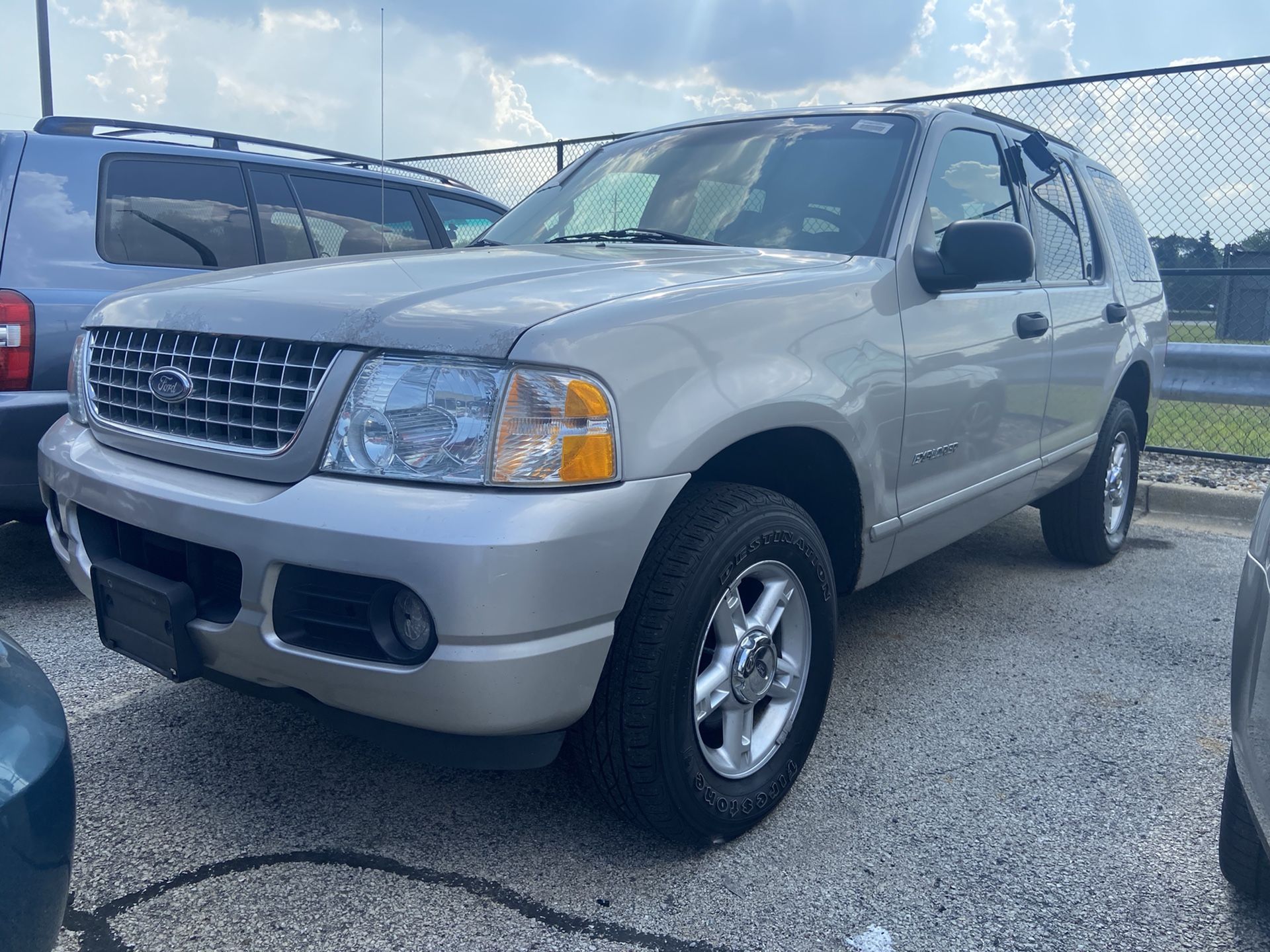 2005 Ford Explorer