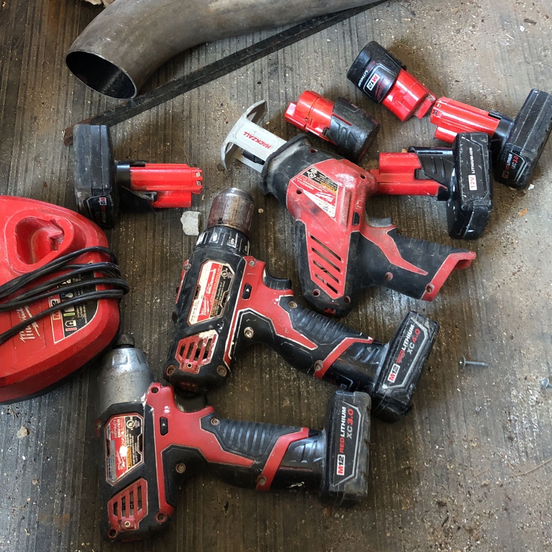 Milwaukee M12
