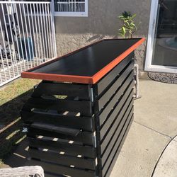 Portable Foldable Bar With LED Lights