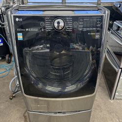 LG Washer & Dryer Set 