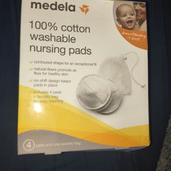 Medela 4 Pack Reusable Nursing Pads With Laundry Mesh