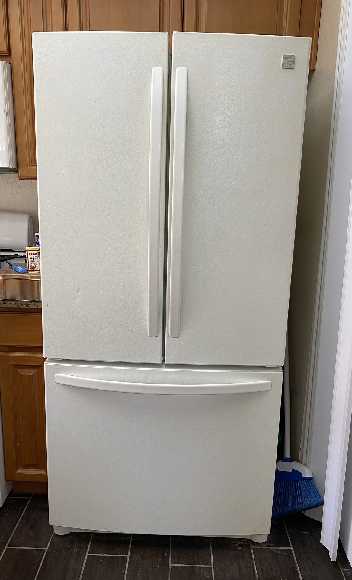 KENMORE REFRIGERATOR FRENCH DOOR for Sale in Rancho Cucamonga, CA OfferUp