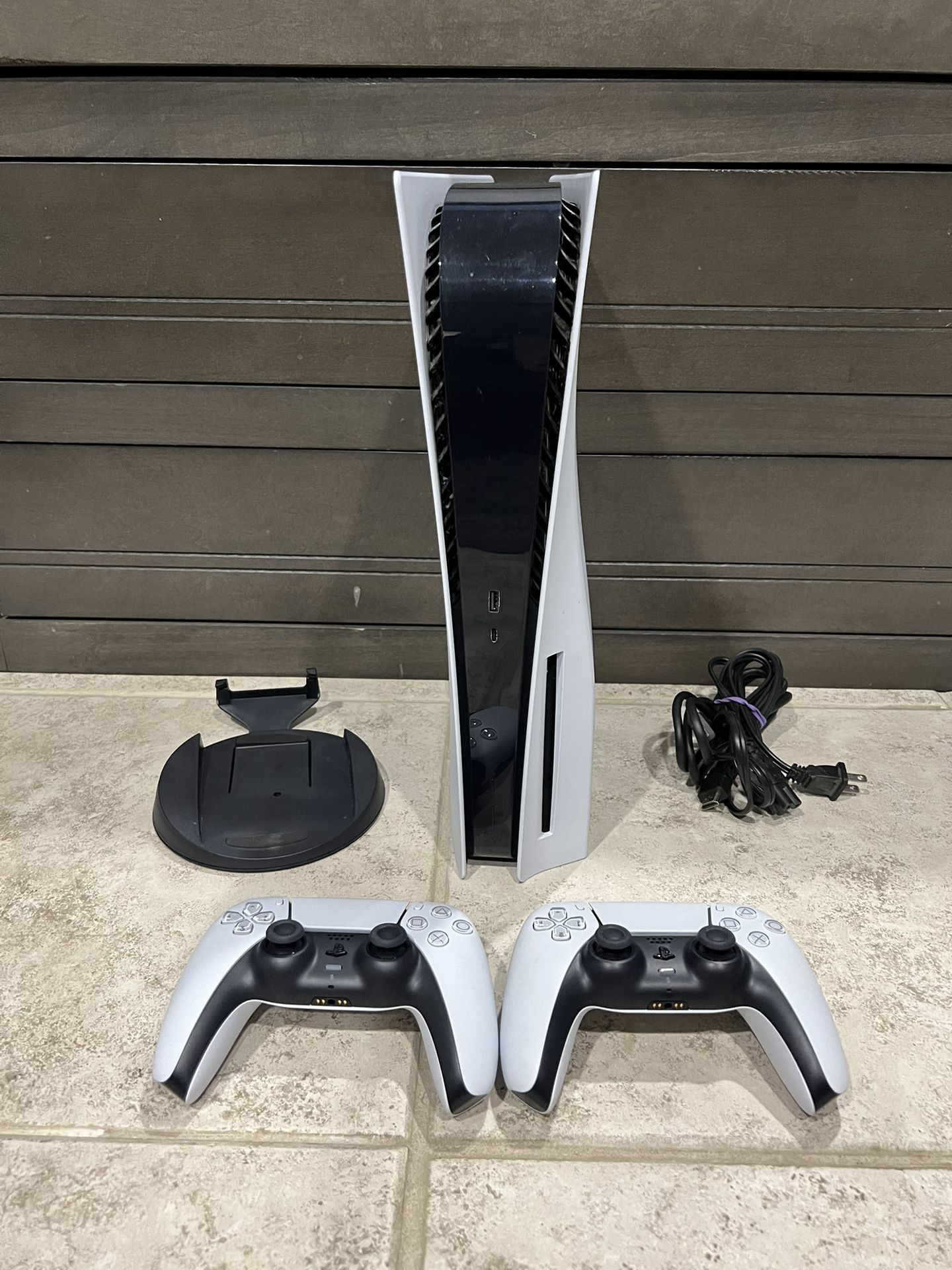 PS5 Disc With 2 Controllers 