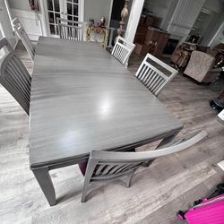 Arch with purple color