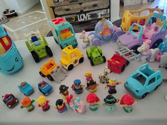 Fisher-Price Little People Lot