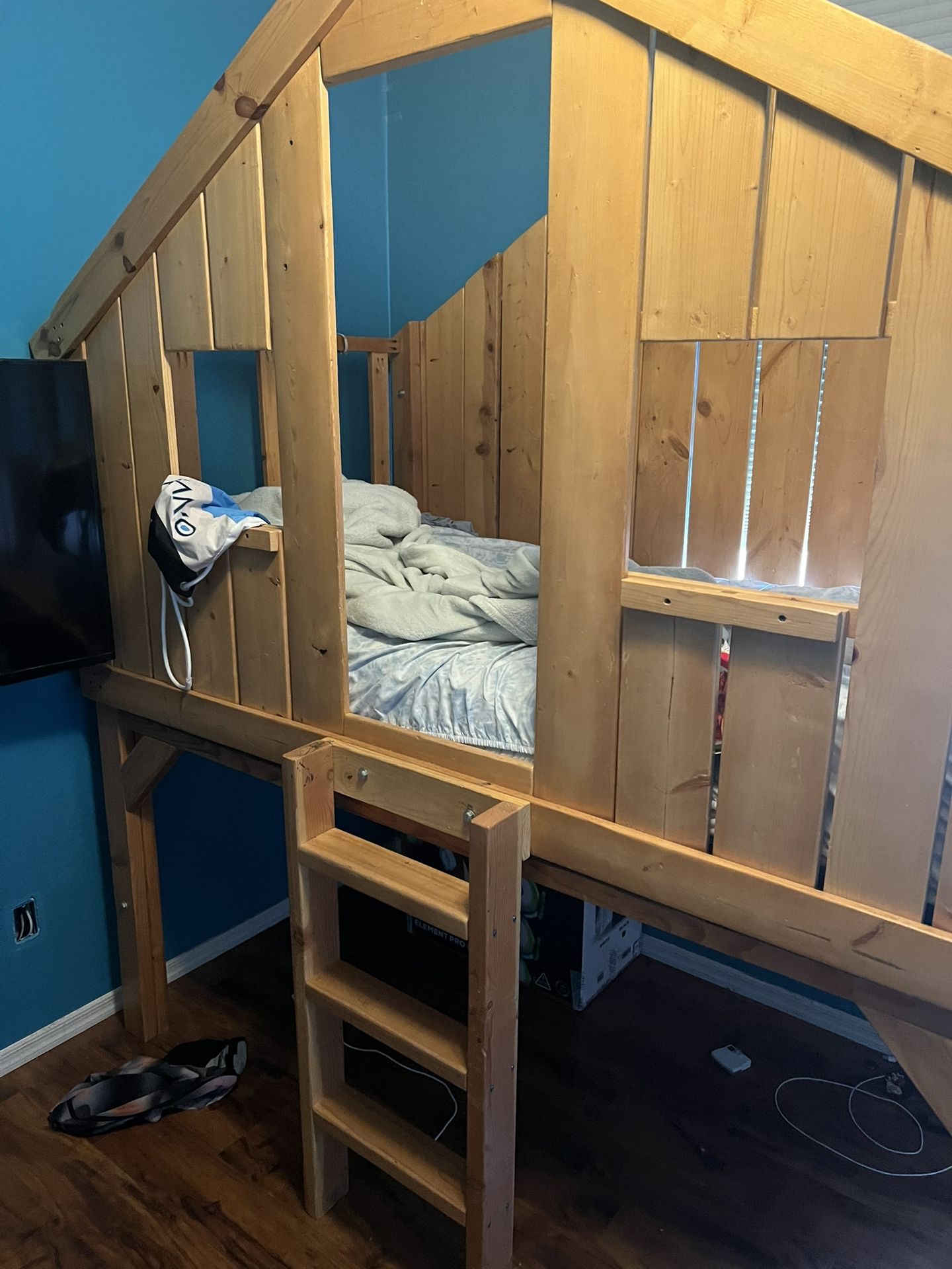 Kids Clubhouse Twin Bed Frame