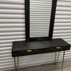 Ashley Entry Table And Mirror Newer Used