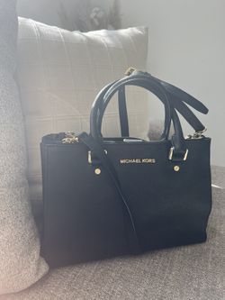 Micheal Kors Handbag