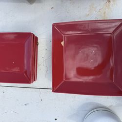 Red plates