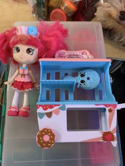 Shopkins collection over 60pc.