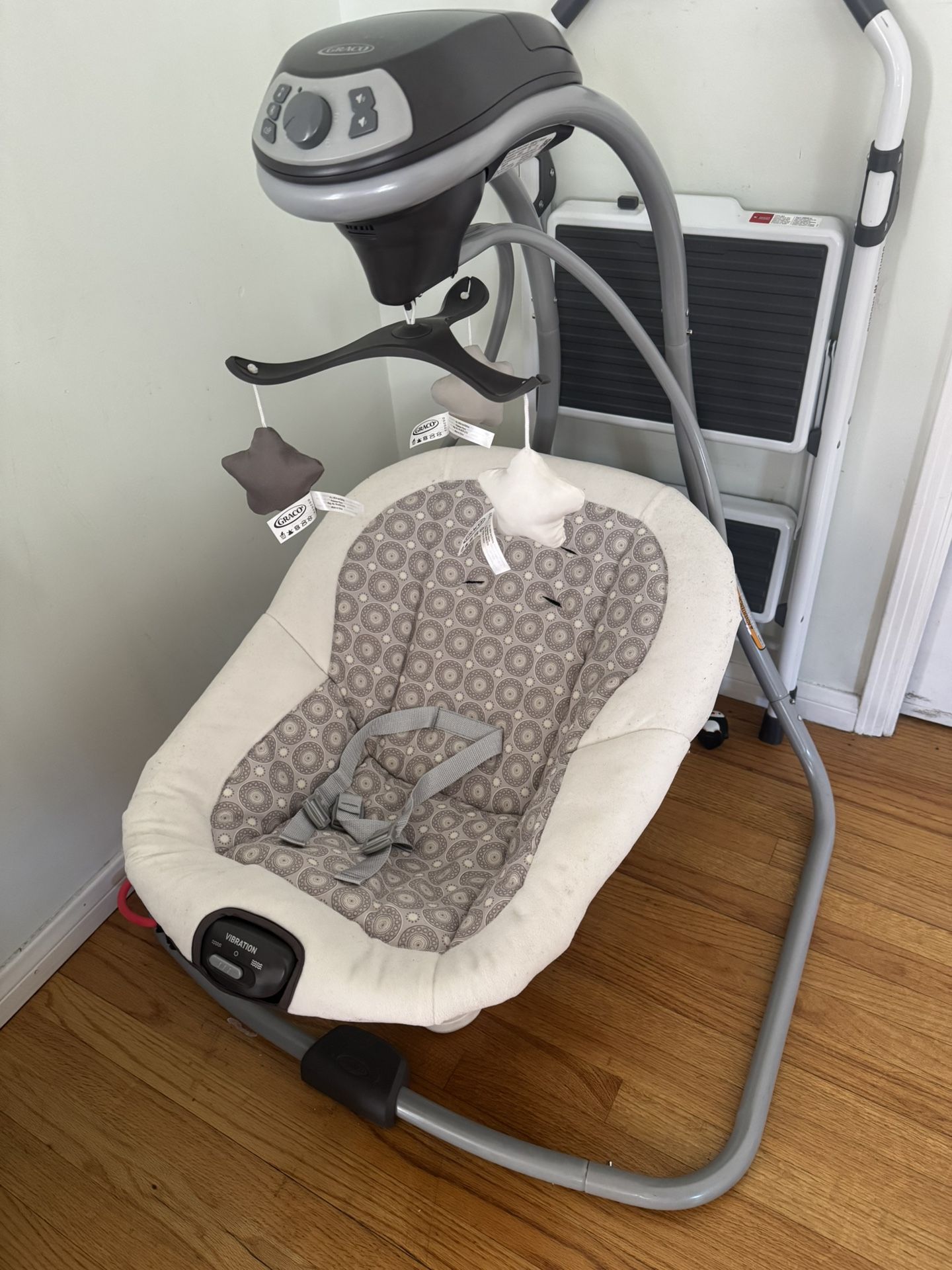 Graco Baby Swing