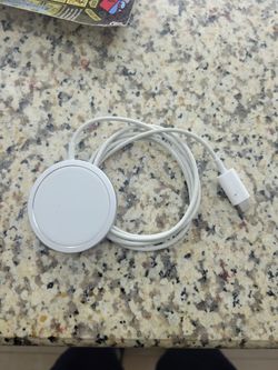 ORIGINAL OEM APPLE DOME CHARGER  $30