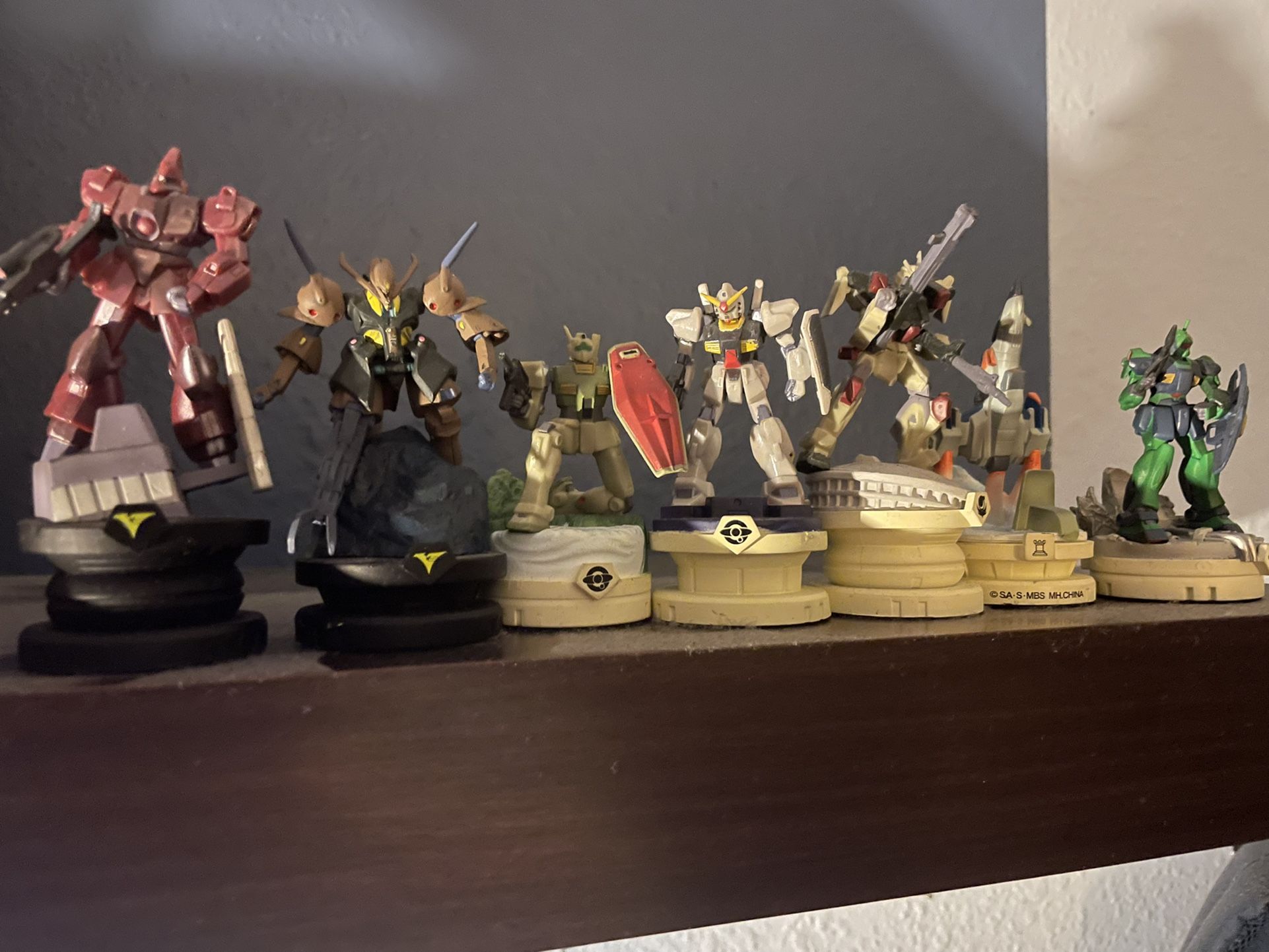 7 Rare Gundam Chess Figurines