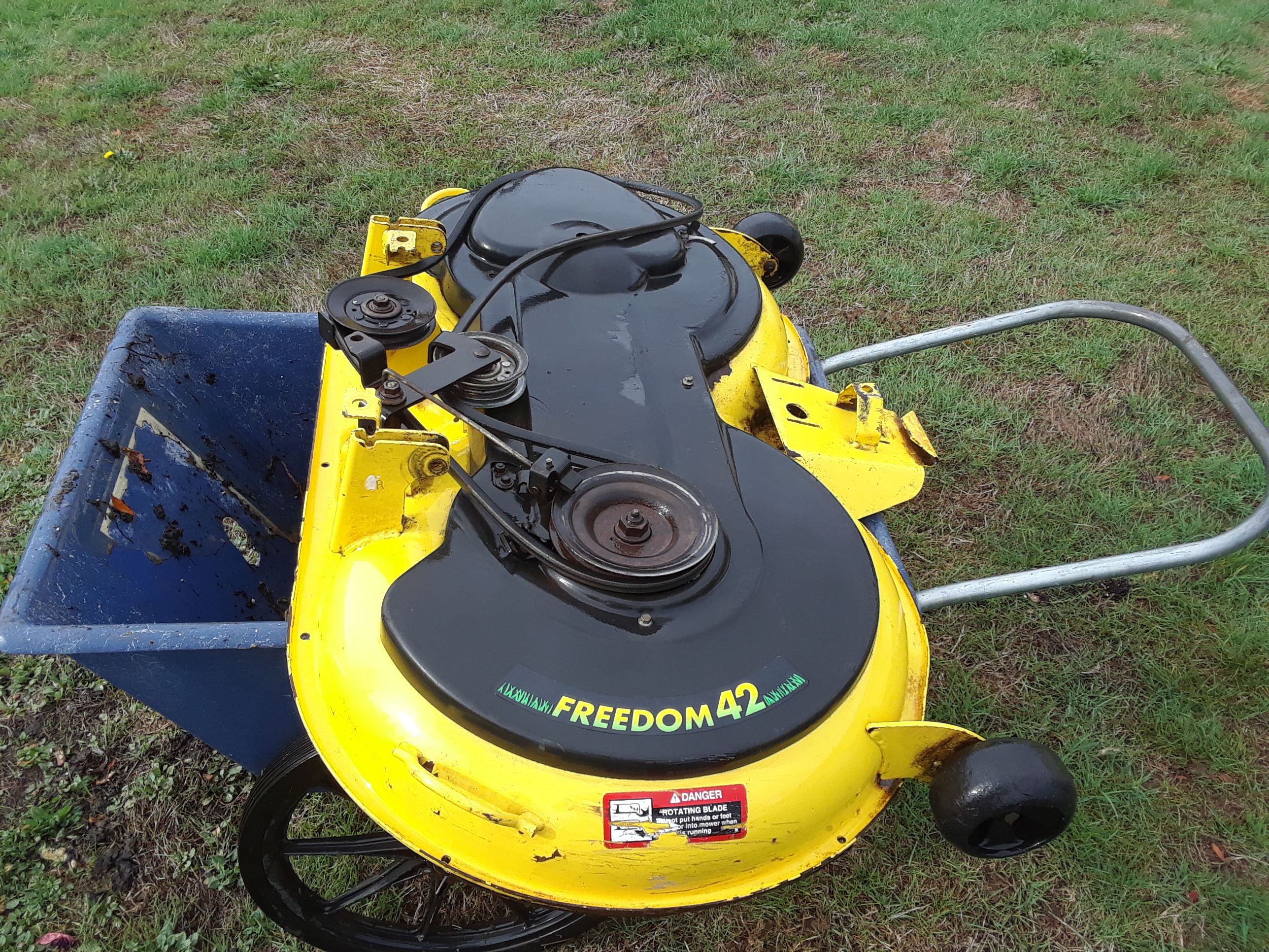Johndeer freedom 42 mulching deck for Sale in Battle Ground WA